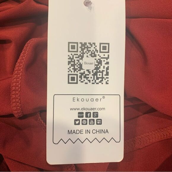 Ekouaer Maroon Golf Skort Size Large - Picture 8 of 13